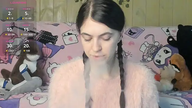 reze daisies online show from April 7, 8:27 am