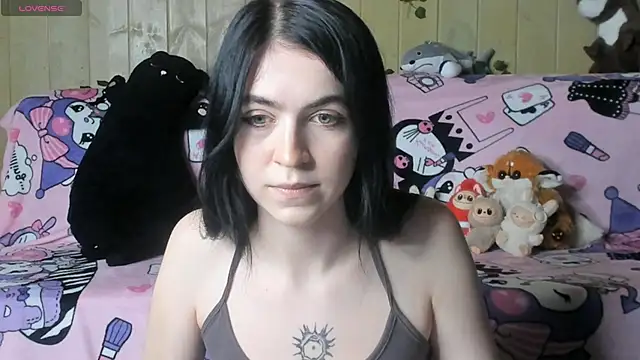 reze daisies online show from March 28, 7:26 pm