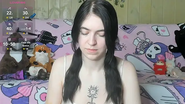 reze daisies online show from April 10, 8:21 am