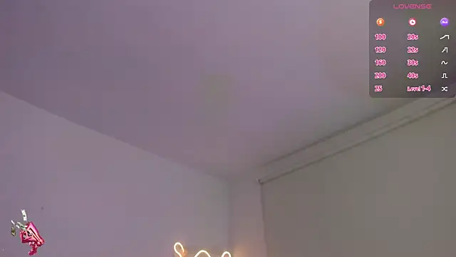 Snapshot of Laulin_tay chatting on July 18, 3:37 am Laulin tay online show from July 18, 3:37 am