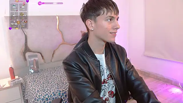 EVAN TAY online show from February 22, 3:09 am