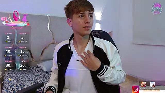 EVAN TAY online show from April 5, 2:29 am