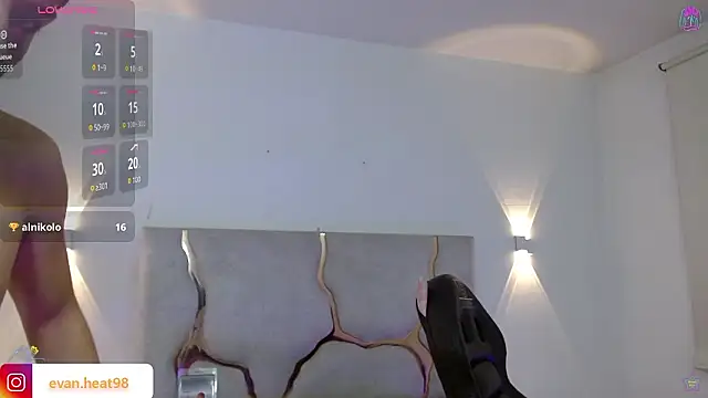 EVAN TAY online show from March 2, 5:08 am