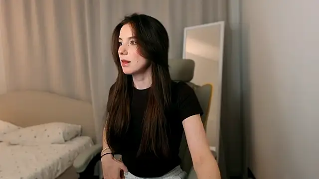 ssandralovin online show from March 10, 8:02 pm