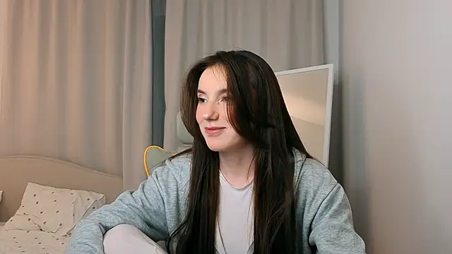 ssandralovin online show from March 22, 7:37 pm