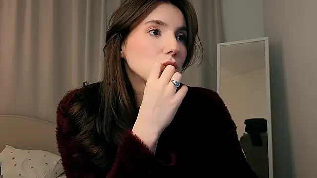 ssandralovin online show from April 12, 7:50 pm