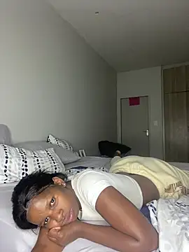 PrimaDonnaxx online show from February 21, 6:54 pm