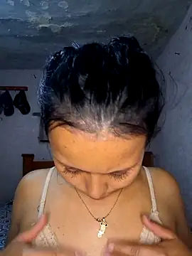 Snapshot of Daniela_Cruz_ chatting on February 24, 7:04 pm Daniela Cruz online show from February 24, 7:04 pm