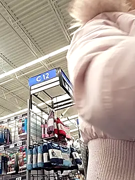 Snapshot of BeautifulFire23 chatting on February 12, 3:12 pm BeautifulFire23 online show from February 12, 3:12 pm