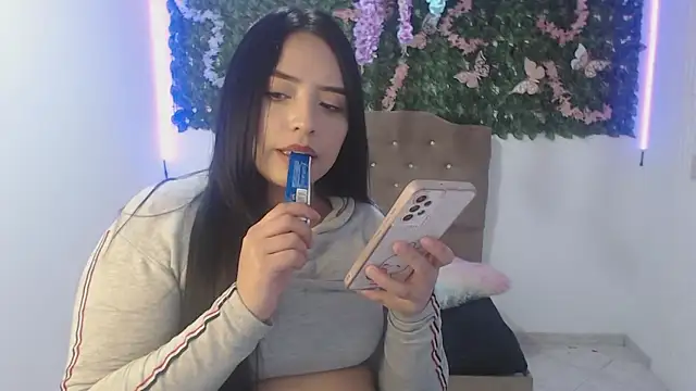 Snapshot of adara_cute_69 chatting on February 11, 7:03 pm adara cute 69 online show from February 11, 7:03 pm