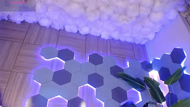 Snapshot of KatyaKozlov chatting on June 10, 8:10 pm KatyaKozlov online show from June 10, 8:10 pm