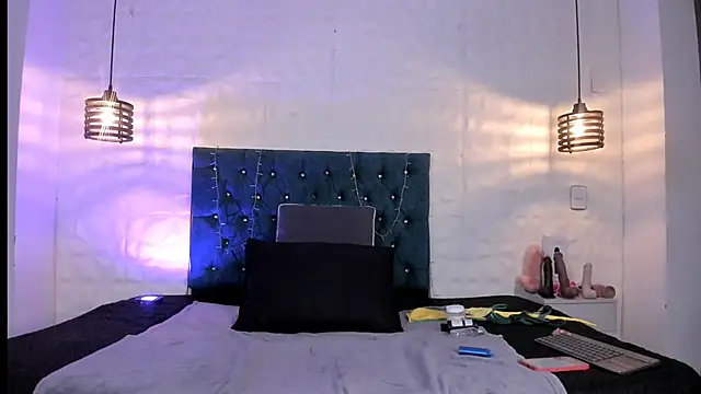 samantha foxyy online show from May 5, 11:13 am