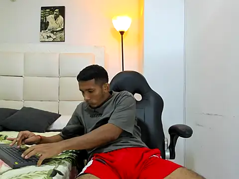 ricky spensar23cm  online show from February 10, 2:10 am