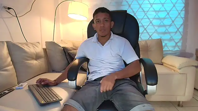 ricky spensar23cm  online show from April 5, 12:28 am