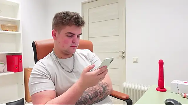 Jackson Teele online show from February 23, 9:37 pm