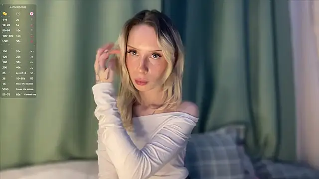 Snapshot of DellaCampbell chatting on February 21, 3:58 pm DellaCampbell online show from February 21, 3:58 pm