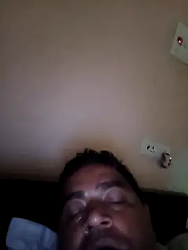 deshilnd online show from April 4, 1:01 am