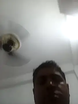 Snapshot of deshilnd chatting on May 30, 8:31 am deshilnd online show from May 30, 8:31 am