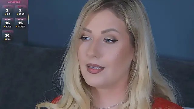 Snapshot of OndinaNoire chatting on February 5, 7:10 pm OndinaNoire online show from February 5, 7:10 pm