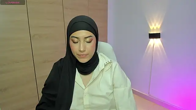 LAY LA  online show from March 12, 8:24 pm