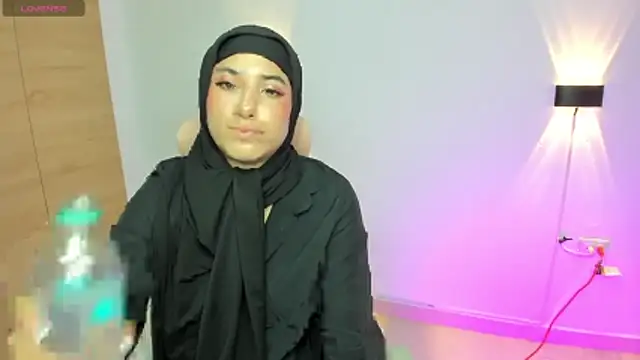 LAY LA  online show from April 14, 9:53 pm