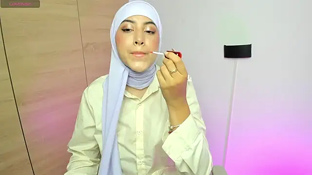 LAY LA  online show from March 5, 10:27 pm