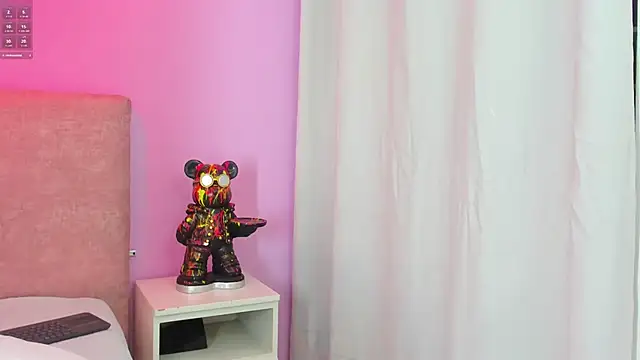 silkSigh149 online show from February 12, 3:28 am