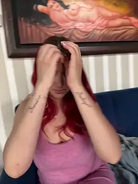 Snapshot of Megan__Honey chatting on February 26, 7:47 pm Megan Honey online show from February 26, 7:47 pm