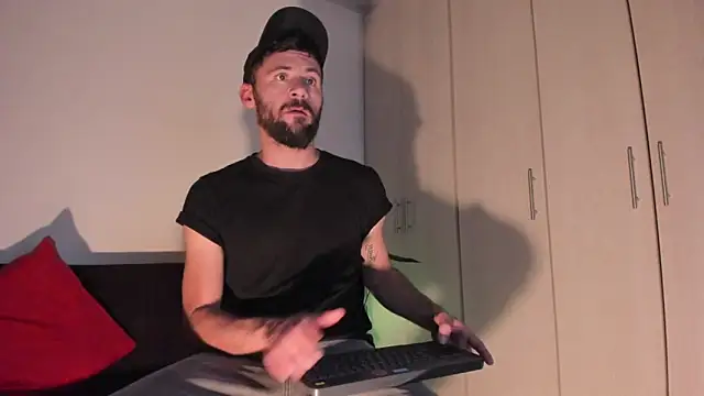 Erickpritz xh online show from March 28, 10:33 pm