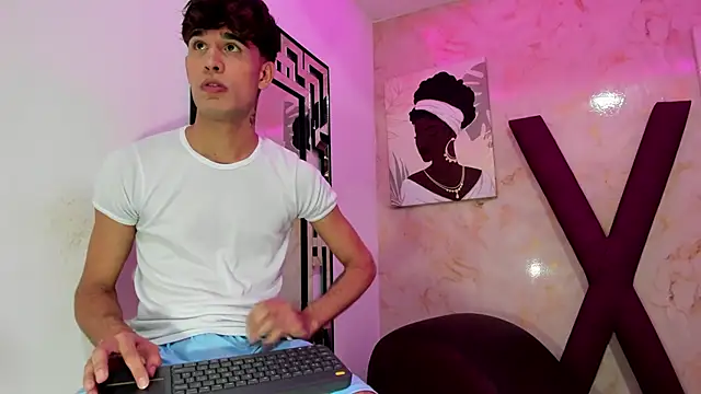 PRETTY COCK1 online show from March 7, 2:29 am