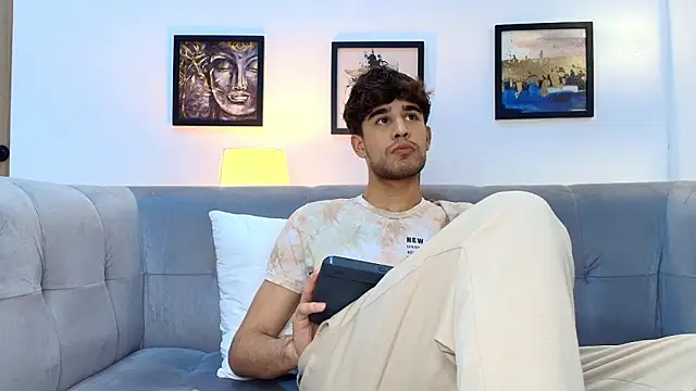 PRETTY COCK1 online show from March 19, 2:00 am