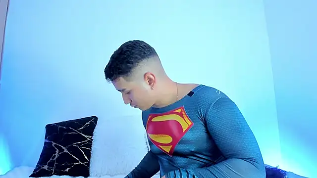 Axel nova online show from March 4, 6:48 pm