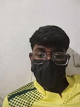 Snapshot of pkverma852 chatting on May 17, 10:48 am pkverma852 online show from May 17, 10:48 am