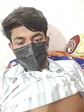 Snapshot of pkverma852 chatting on June 21, 8:31 am pkverma852 online show from June 21, 8:31 am