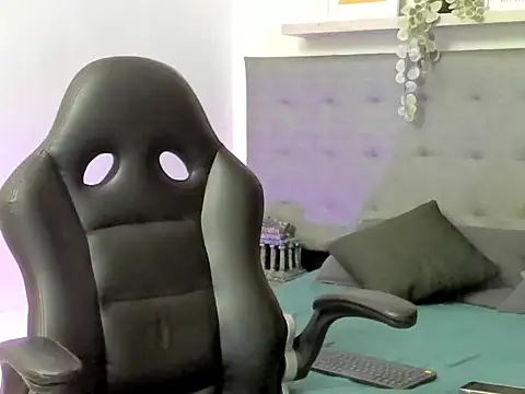 Snapshot of wes_gibbings chatting on February 5, 3:30 pm wes gibbings online show from February 5, 3:30 pm