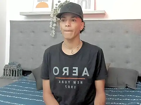 Snapshot of wes_gibbings chatting on February 2, 2:49 pm wes gibbings online show from February 2, 2:49 pm