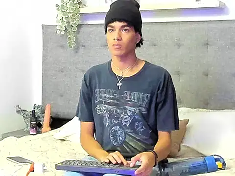 Snapshot of wes_gibbings chatting on February 26, 2:28 pm wes gibbings online show from February 26, 2:28 pm