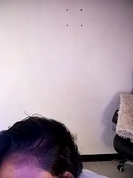 Snapshot of _aish_a chatting on March 4, 8:05 pm aish a online show from March 4, 8:05 pm