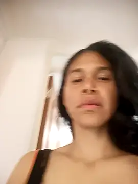 Snapshot of _aish_a chatting on February 18, 8:16 pm aish a online show from February 18, 8:16 pm