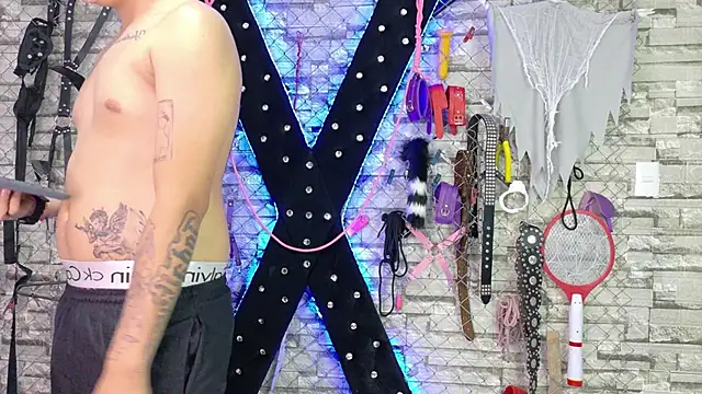Arion and Velvet bdsm online show from May 6, 8:57 pm