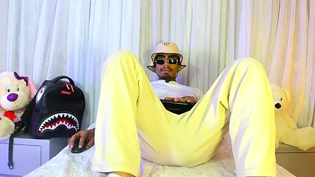 Rpoolrboy online show from April 10, 4:19 am