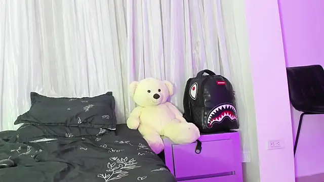 Rpoolrboy online show from April 9, 5:42 am