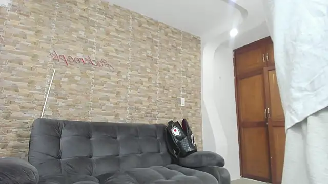 Rpoolrboy online show from April 24, 6:26 am