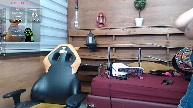 allison max tattoo online show from February 25, 1:17 am