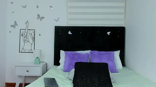 Snapshot of Brenda_Karter chatting on July 10, 7:14 pm Brenda Karter online show from July 10, 7:14 pm