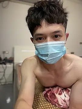 llkiki online show from April 14, 4:01 pm