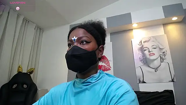 kavya suri  online show from February 11, 6:52 pm