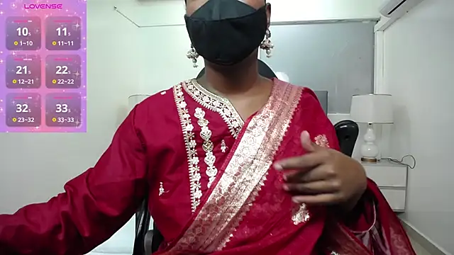 kavya suri  online show from February 12, 5:02 pm