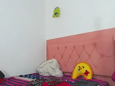 violetaconny online show from March 17, 9:40 pm