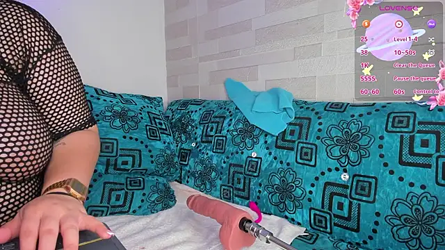 Snapshot of Julieta_jane_ss chatting on February 19, 12:07 am Julieta jane ss online show from February 19, 12:07 am